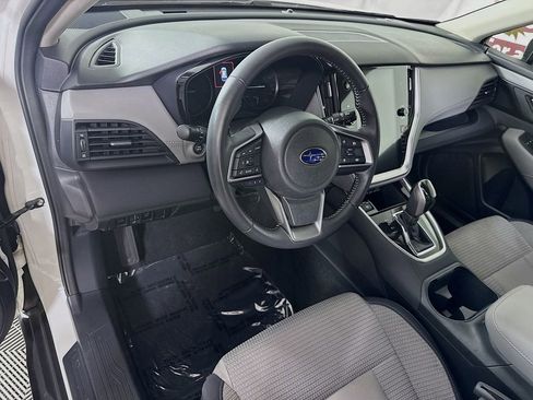 Used 2024 Subaru Outback Premium AWD/4WD image 17