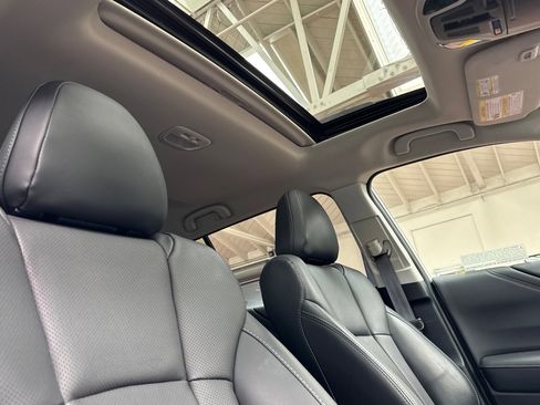 Used 2025 Subaru Outback Limited image 22