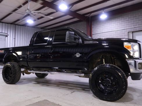 Used 2016 Ford F250 Lariat w/ Lariat Ultimate Package image 7