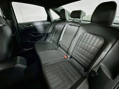 Used 2019 Volkswagen Jetta GLI FWD image 23