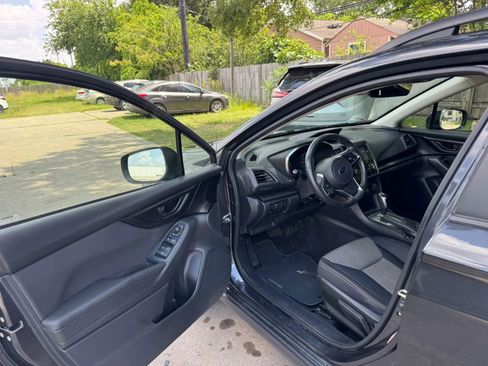 Used 2019 Subaru Crosstrek 2.0i Premium AWD/4WD image 14