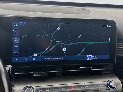 Used 2024 Hyundai Kona Limited image 19