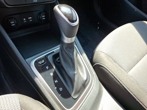 Used 2020 Hyundai Accent SEL FWD image 14