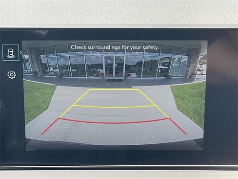 New 2025 Kia Sorento S image 11