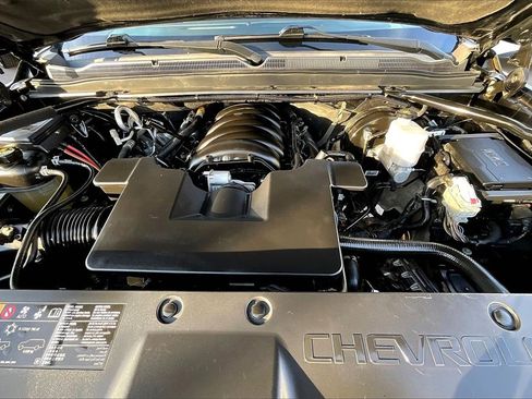 Used 2019 Chevrolet Tahoe LT image 10