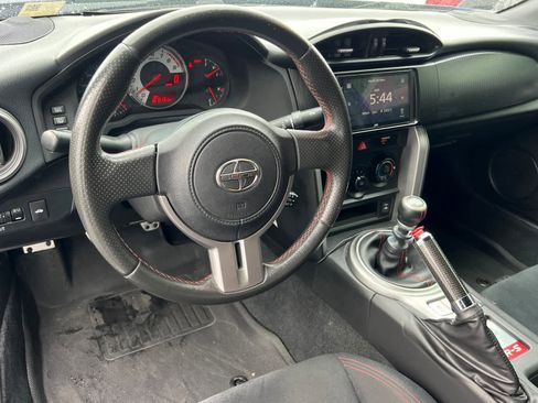 Used 2013 Scion FR-S image 14