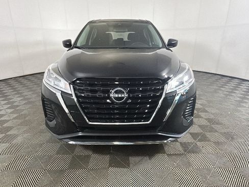 Used 2025 Nissan Kicks Play S FWD image 7