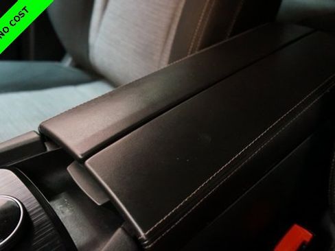 Used 2022 Nissan Rogue SV image 21