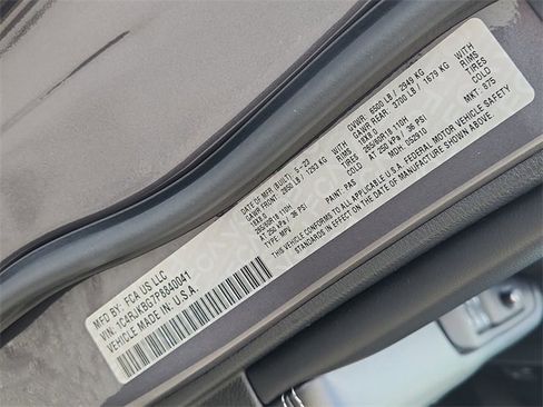 Used 2023 Jeep Grand Cherokee L Limited w/ Luxury Tech Group II image 34