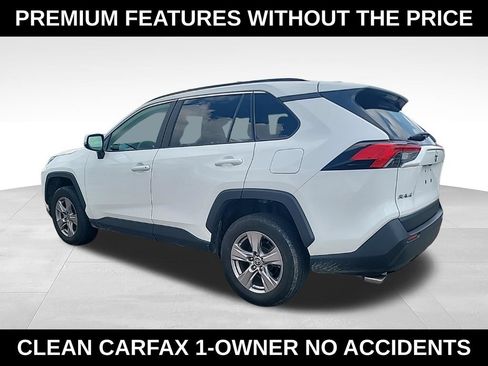 Used 2025 Toyota RAV4 XLE FWD image 6