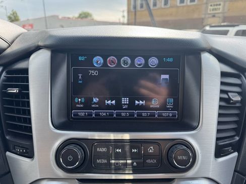 Used 2017 GMC Yukon SLT image 37