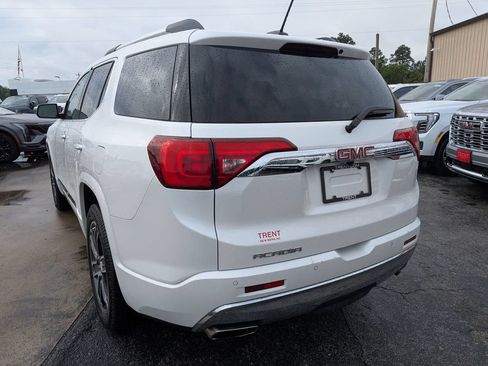 Used 2018 GMC Acadia Denali w/ Technology Package FWD image 2