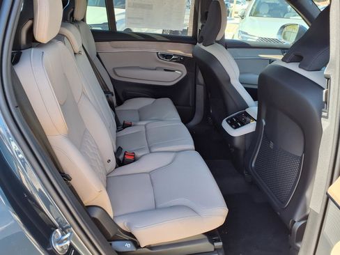 New 2026 Volvo XC90 B6 Plus w/ Protection Package Premier image 10