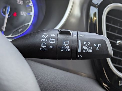 New 2025 Chrysler Voyager LX image 27