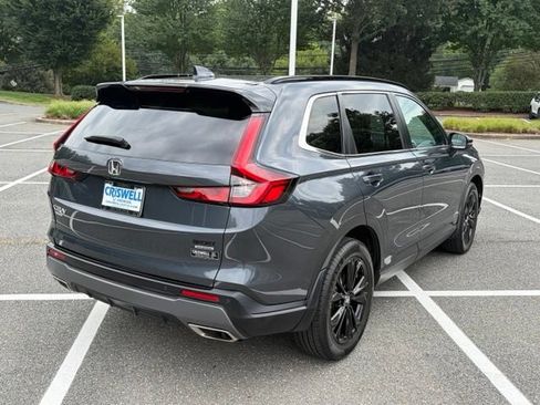 Used 2023 Honda CR-V Sport Touring image 8