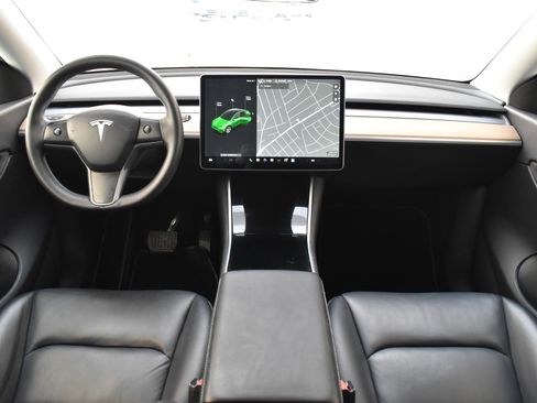 Used 2021 Tesla Model Y 2WD image 27