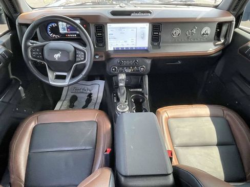 Used 2024 Ford Bronco Outer Banks AWD/4WD image 11