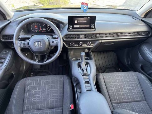 Used 2025 Honda HR-V LX image 6