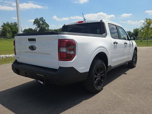 Used 2023 Ford Maverick XLT w/ Black Appearance Package FWD image 8