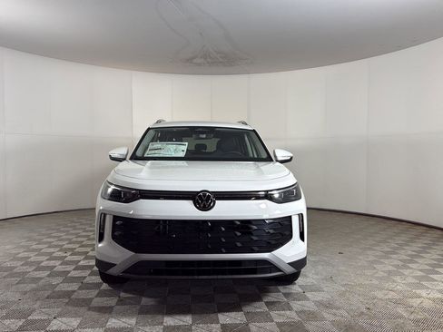 New 2026 Volkswagen Tiguan SE AWD/4WD image 8