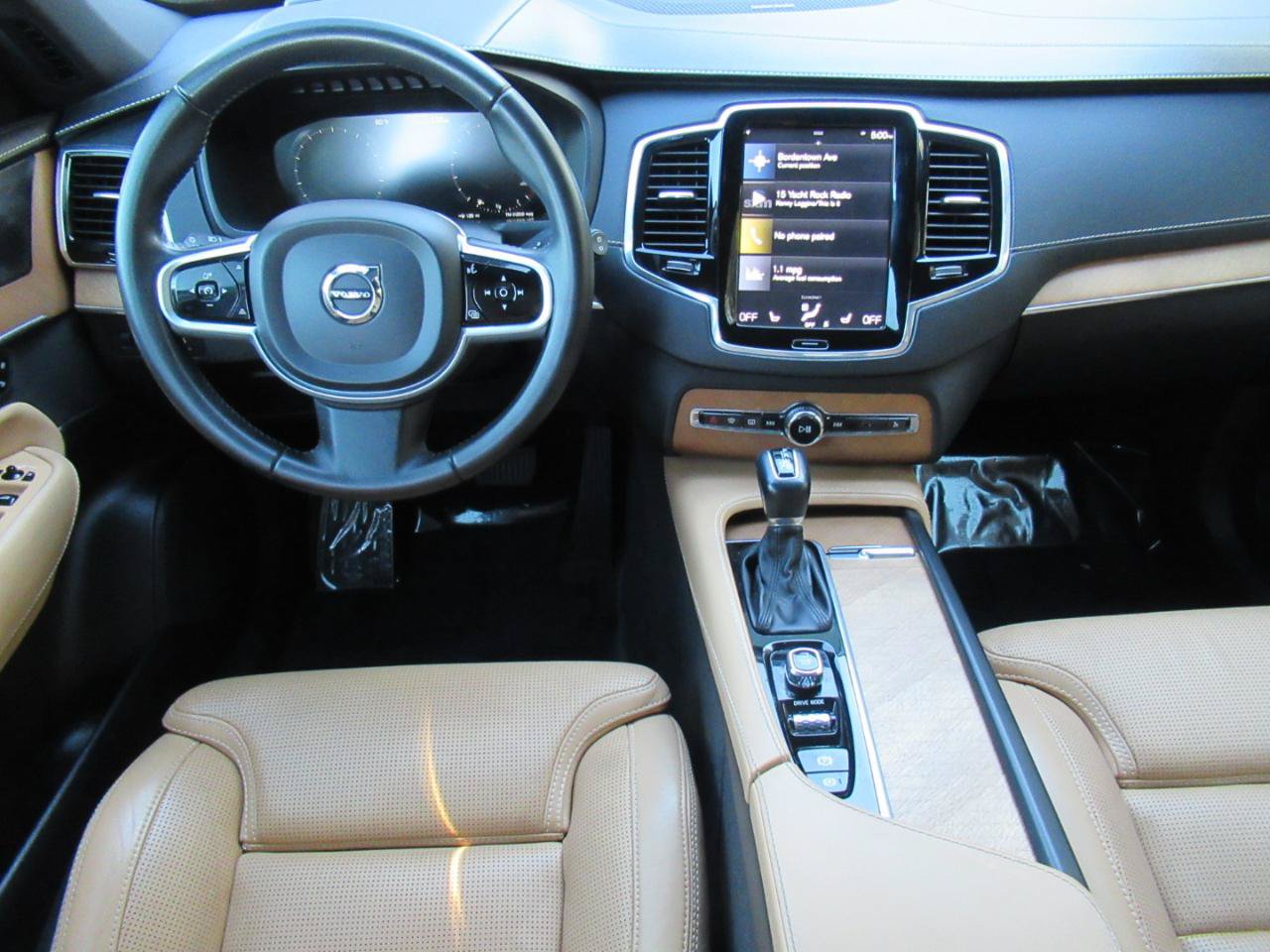 Used 2019 Volvo XC90 T6 Inscription w/ Advanced Package AWD/4WD image 16