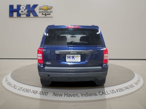 Used 2017 Jeep Patriot Sport FWD image 5