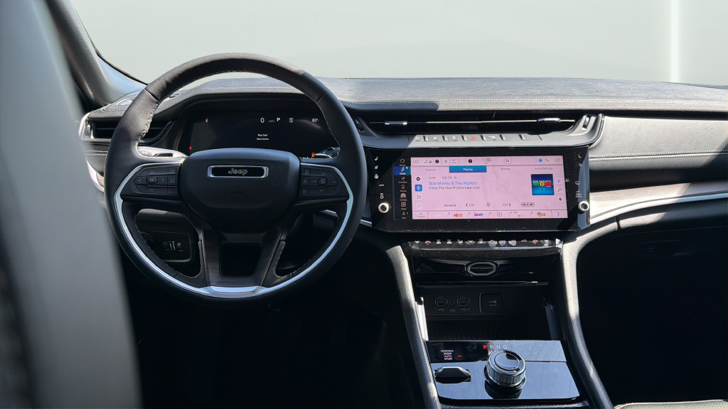 New 2027 Jeep Grand Cherokee Limited AWD/4WD image 22
