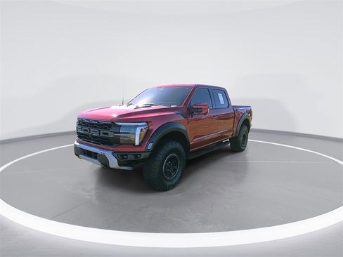 Used 2025 Ford F150 Raptor image 4