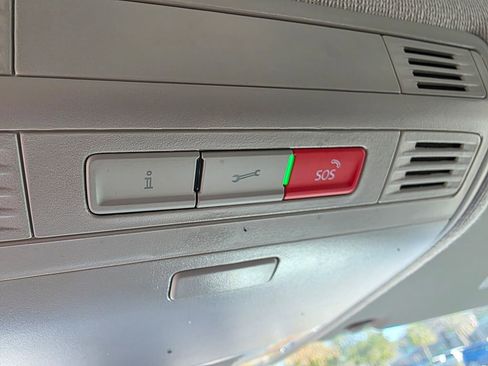 Used 2024 Volkswagen Tiguan S image 24