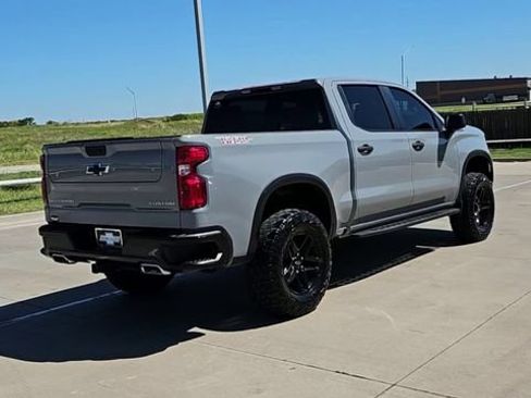 Used 2024 Chevrolet Silverado 1500 Custom Trail Boss AWD/4WD image 8