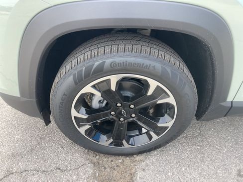 New 2026 Chevrolet Equinox LT image 9