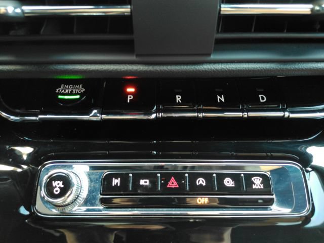 Used 2023 Lincoln Corsair Reserve AWD/4WD image 41