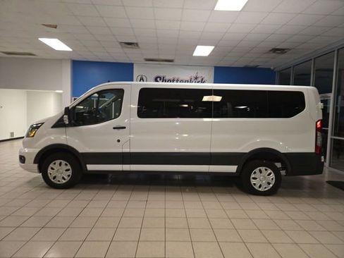Used 2023 Ford Transit 350 XLT RWD image 5