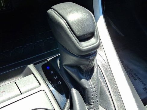 Used 2024 Toyota RAV4 XLE AWD/4WD image 14
