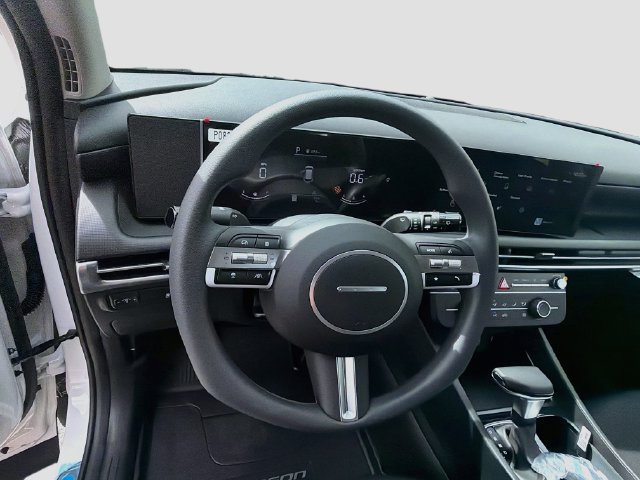 New 2026 Hyundai Tucson SE FWD image 11