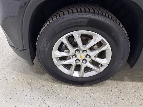 Used 2019 Chevrolet Traverse LS image 9