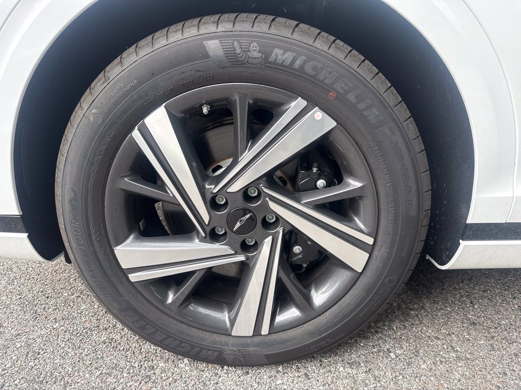 New 2026 Genesis GV70 3.5T Sport Advanced AWD/4WD image 12