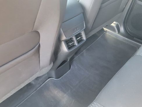 Used 2026 Chevrolet Equinox LT FWD image 26