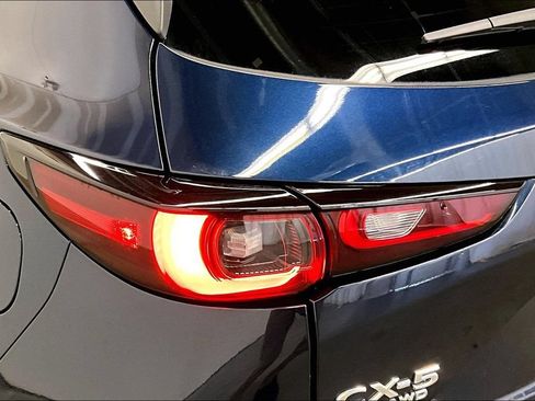 Used 2023 MAZDA CX-5 AWD 2.5 S w/ Select Package image 23
