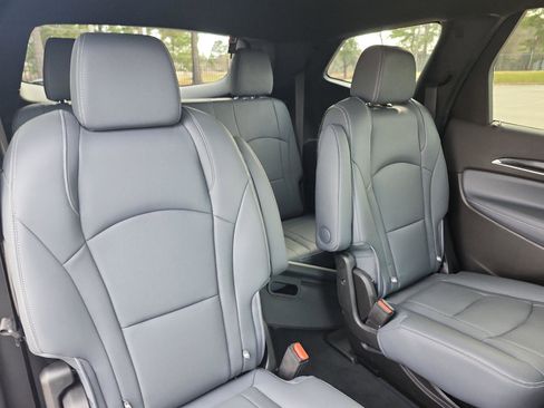 Used 2022 Buick Enclave Premium w/ Surround and Sites Package image 7