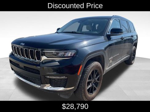 Used 2022 Jeep Grand Cherokee L Limited AWD/4WD image 3