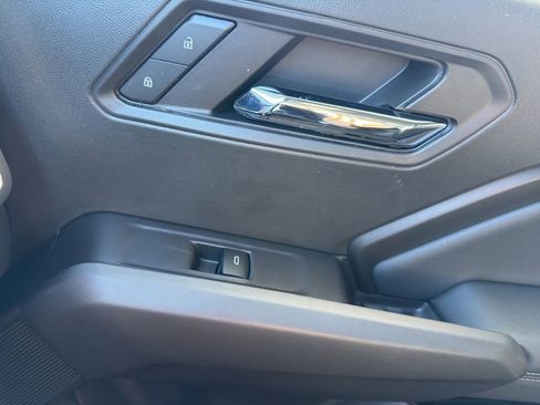 New 2026 GMC Canyon Elevation w/ Convenience Package image 18