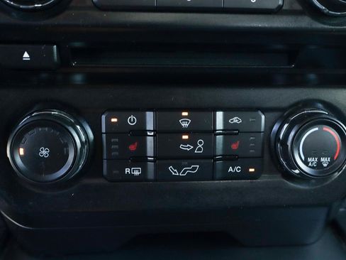 Used 2016 Ford F150 XLT w/ Equipment Group 302A Luxury image 41