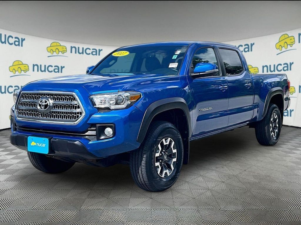 Used 2017 Toyota Tacoma TRD Off-Road w/ Tow Package AWD/4WD image 3
