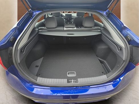 Used 2022 Hyundai Ioniq SE image 12