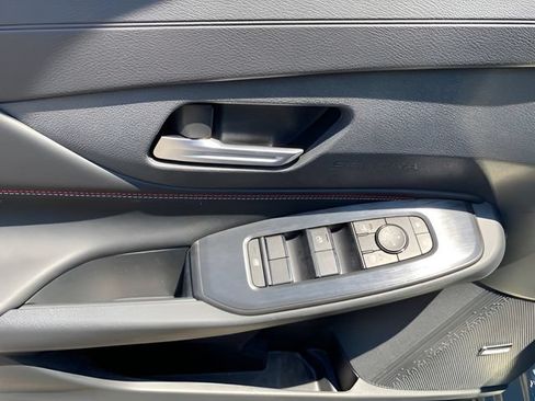 New 2026 Nissan Sentra SR w/ SR Premium Package FWD image 16