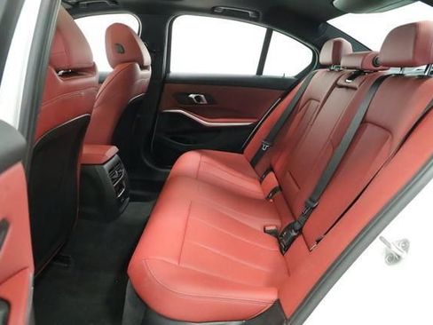 Used 2025 BMW 330i Sedan w/ M Sport Package RWD image 42