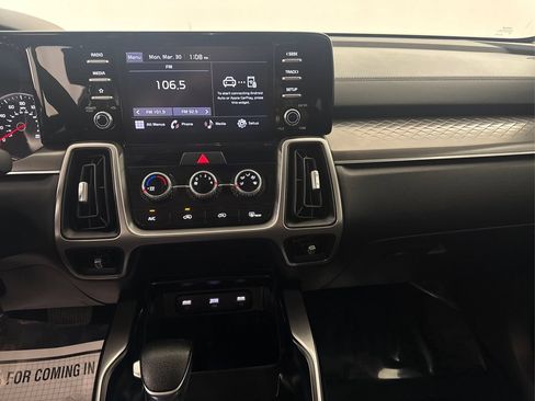 Used 2022 Kia Sorento LX FWD image 38