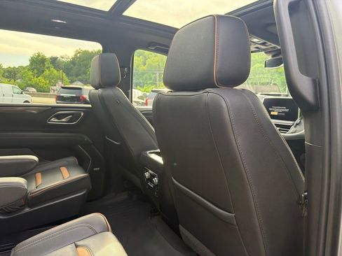 Used 2023 GMC Yukon XL AT4 w/ Technology Package AWD/4WD image 20