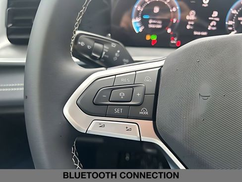 New 2026 Volkswagen Tiguan SE AWD/4WD image 22